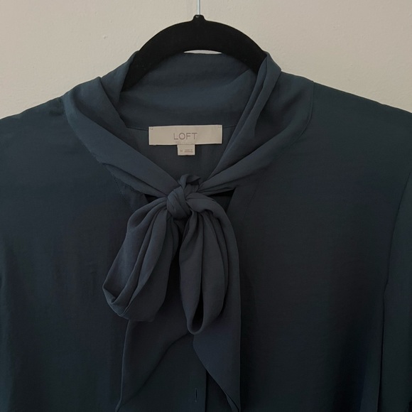 Loft Tie-Collar Blouse - Picture 3 of 4